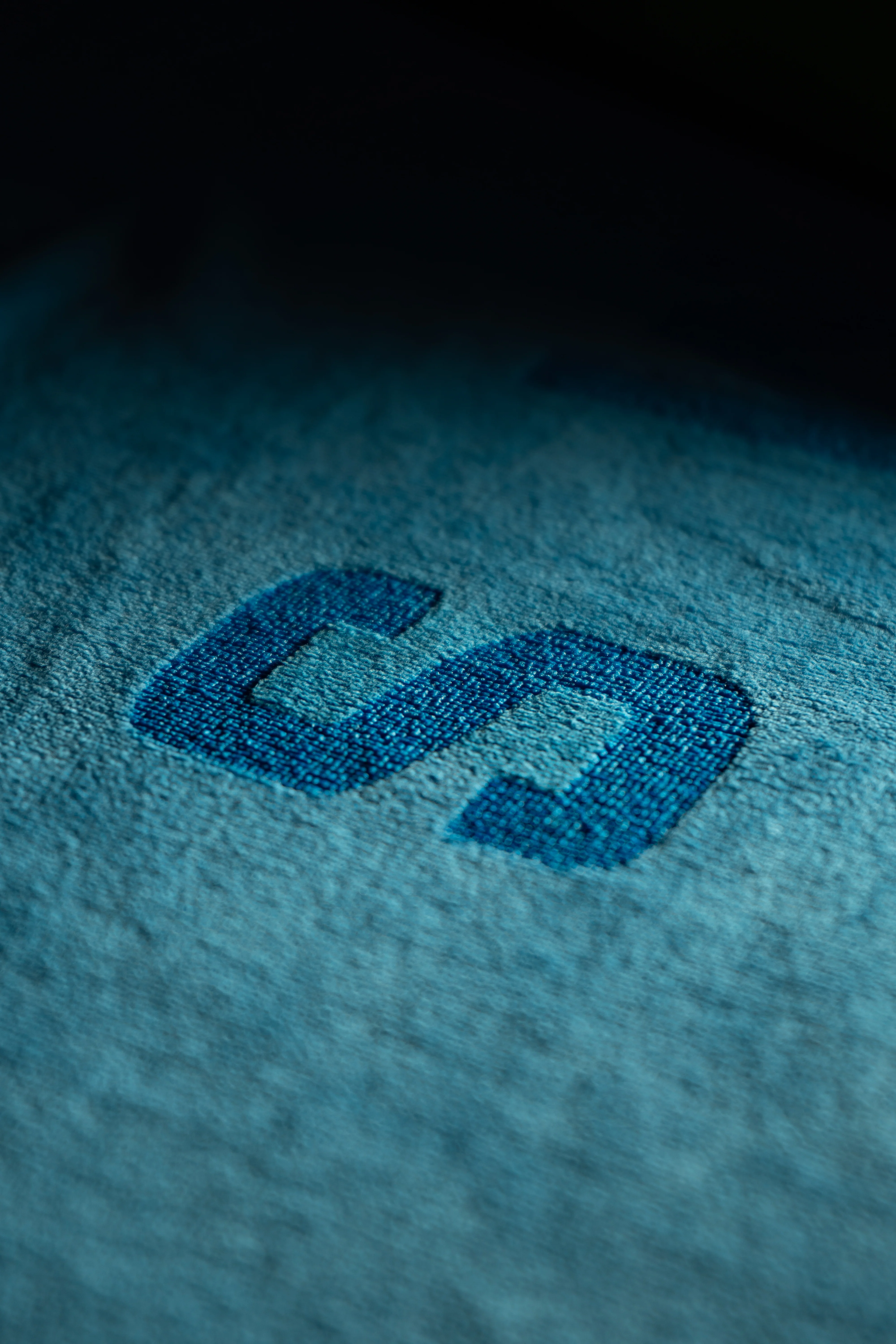 Large SParms MicroFibre Towel - Image 4